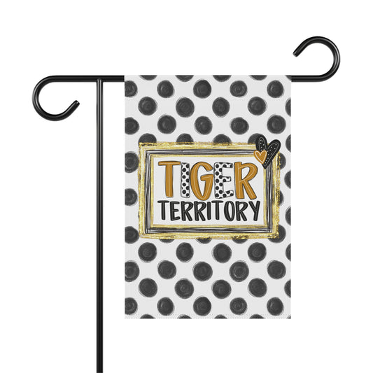 Tiger Territory Garden Flag – Polka Dot Welcome Banner for Porch & Yard